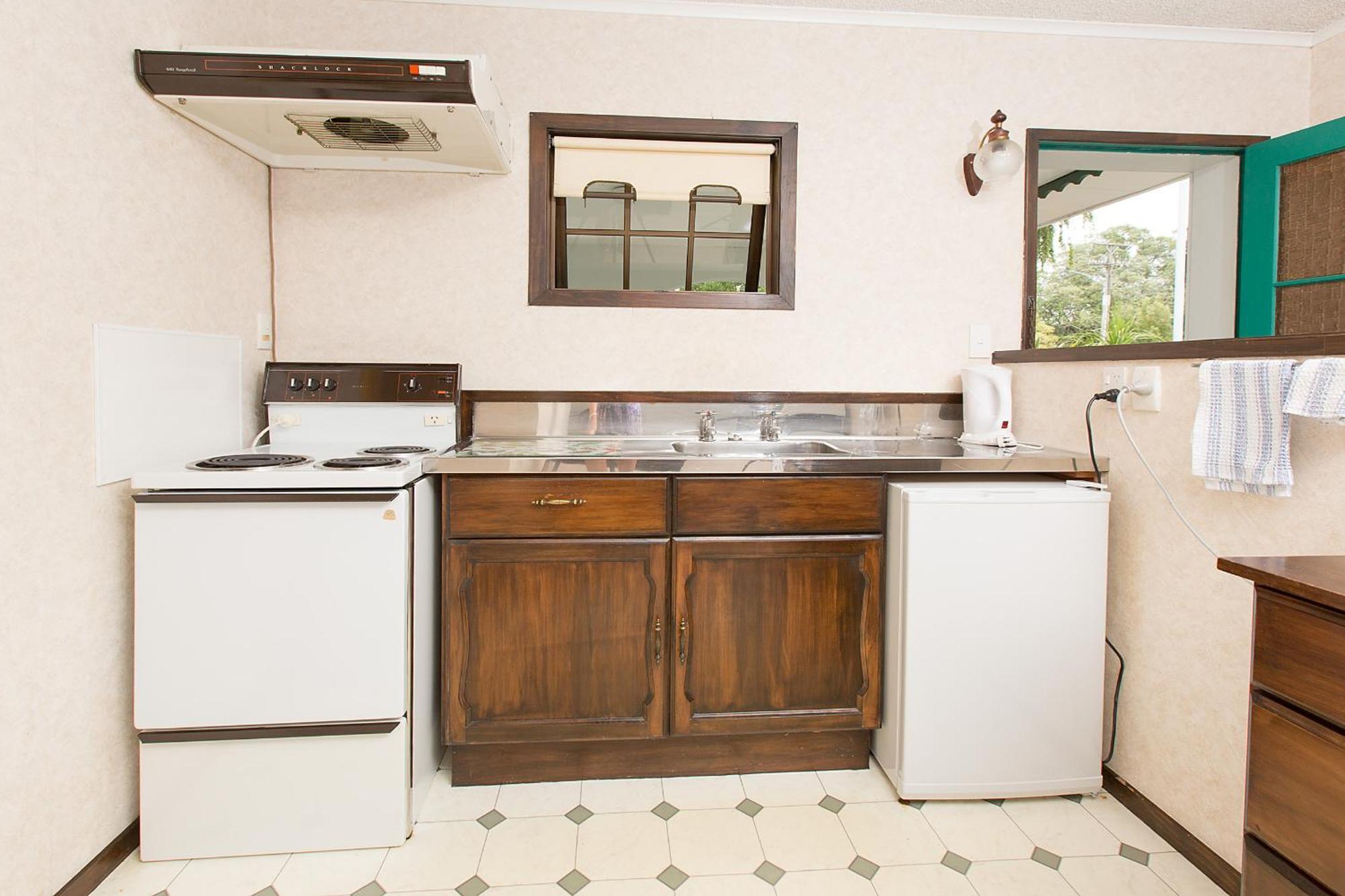 פאנגאריי Stonehaven Motel מראה חיצוני תמונה