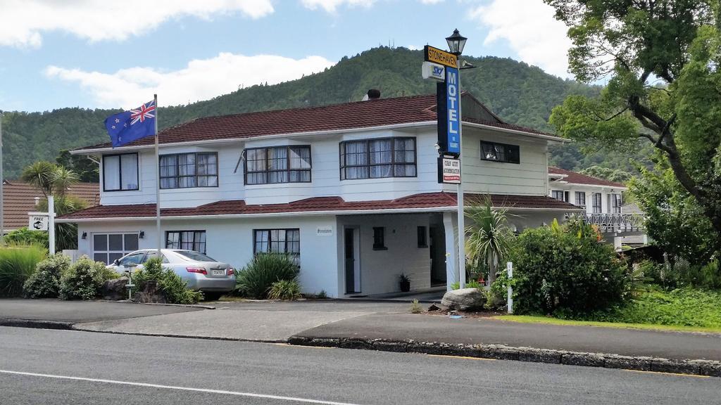 פאנגאריי Stonehaven Motel מראה חיצוני תמונה