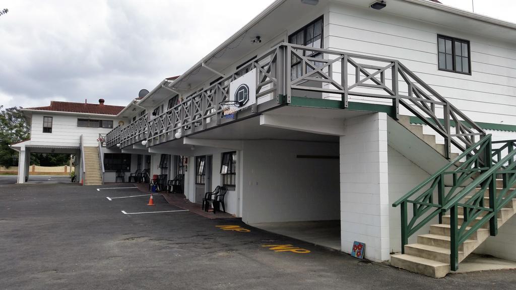 פאנגאריי Stonehaven Motel מראה חיצוני תמונה