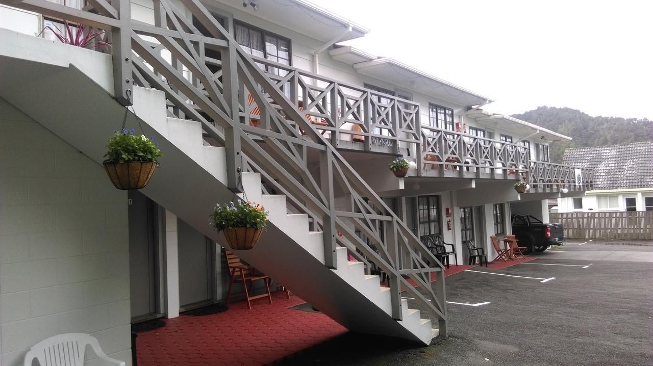 פאנגאריי Stonehaven Motel מראה חיצוני תמונה