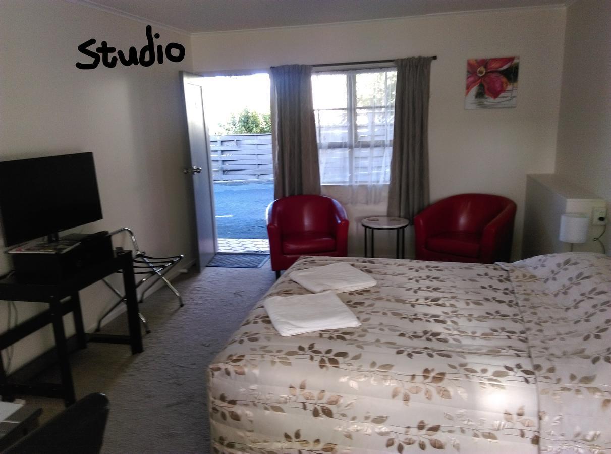 פאנגאריי Stonehaven Motel מראה חיצוני תמונה